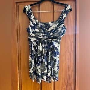 Express Tank Top Size M